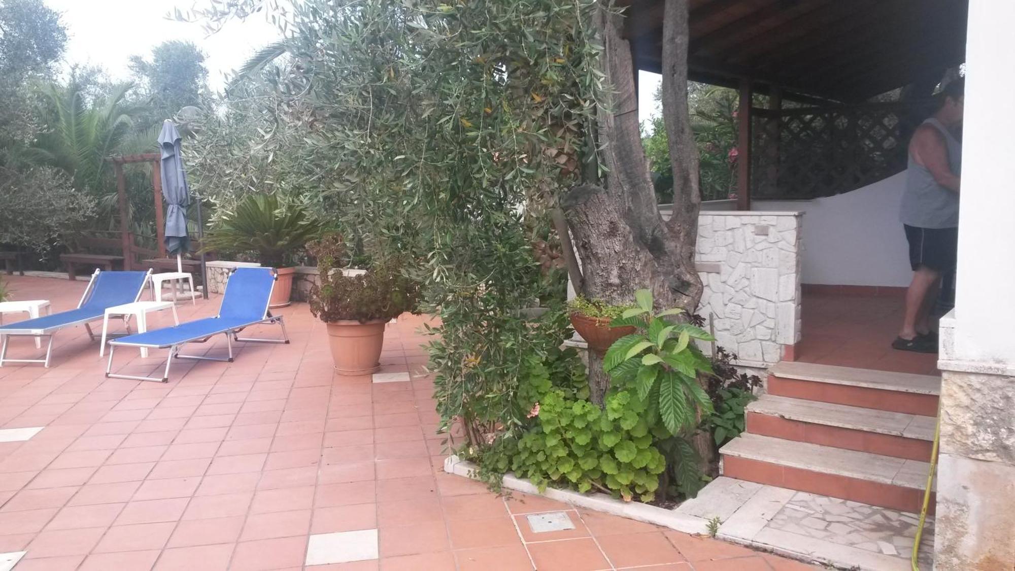 Villa Monica Appartamenti Весте Екстериор снимка