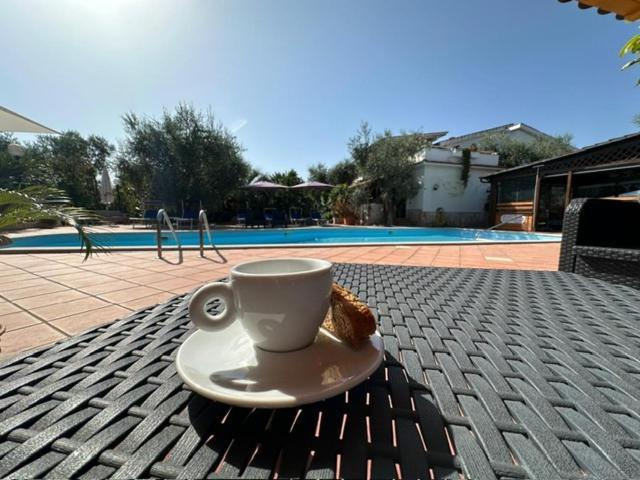 Villa Monica Appartamenti Весте Екстериор снимка