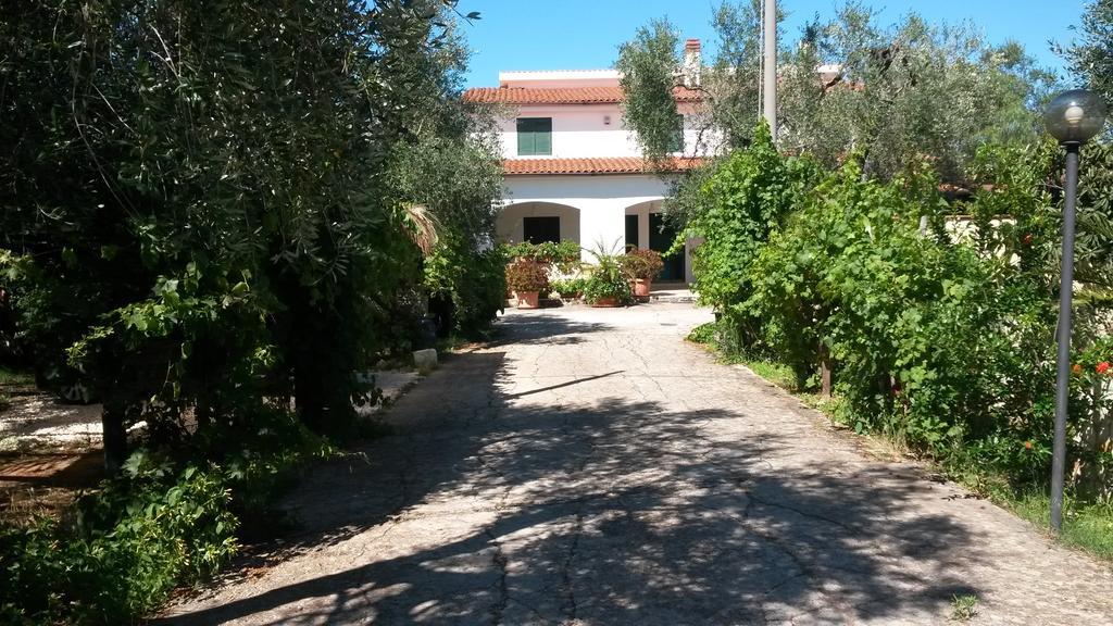 Villa Monica Appartamenti Весте Екстериор снимка