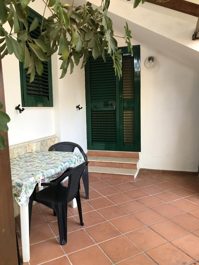 Villa Monica Appartamenti Весте Екстериор снимка